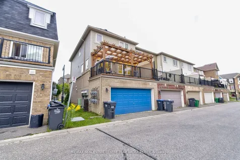 14 Crossbill Road Brampton ON L7A 3Z5