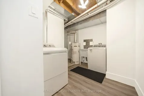 142 Ural Circle Brampton ON L6R 1H1