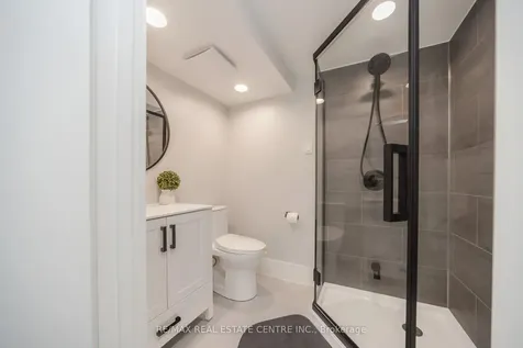 142 Ural Circle Brampton ON L6R 1H1