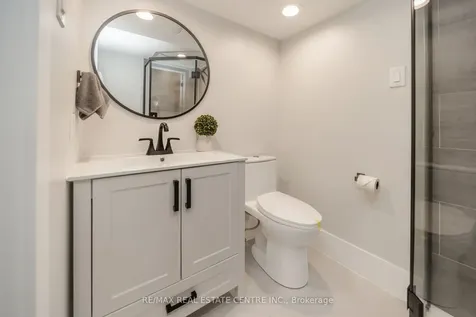 142 Ural Circle Brampton ON L6R 1H1