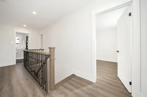 142 Ural Circle Brampton ON L6R 1H1