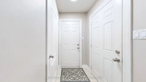 42 Bellchase Trail Brampton ON L6P 3K3