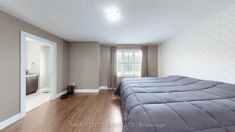 42 Bellchase Trail Brampton ON L6P 3K3