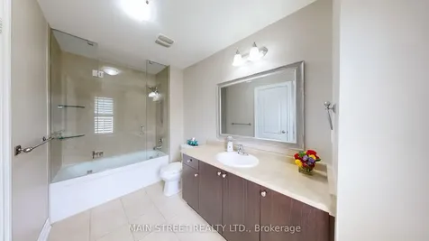 42 Bellchase Trail Brampton ON L6P 3K3