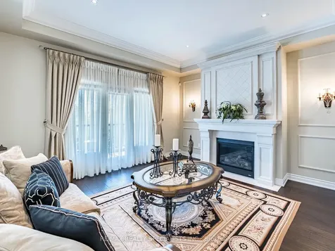 41 Burlwood Road Brampton ON L6P 4E8