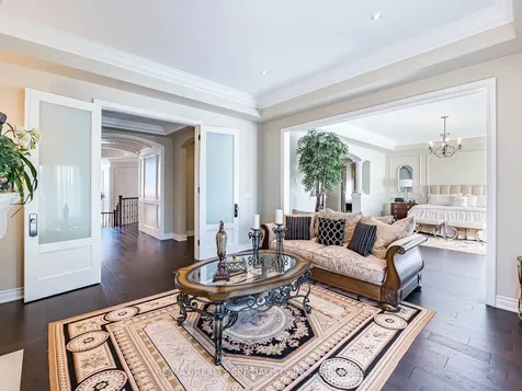 41 Burlwood Road Brampton ON L6P 4E8