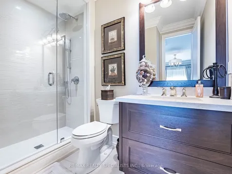 41 Burlwood Road Brampton ON L6P 4E8