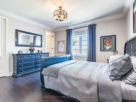 41 Burlwood Road Brampton ON L6P 4E8