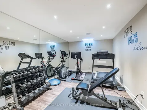 41 Burlwood Road Brampton ON L6P 4E8