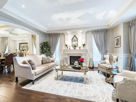 41 Burlwood Road Brampton ON L6P 4E8