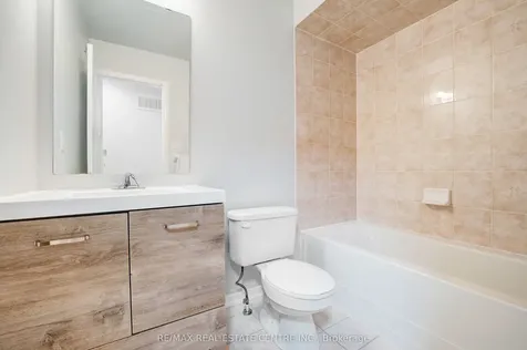 9 Amethyst Circle S Brampton ON L6P 0Z7