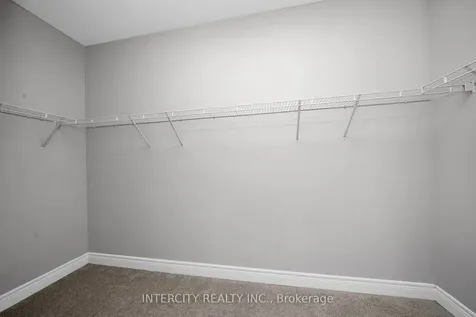 66 Claremont Drive Brampton ON L6R 4G3