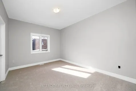 66 Claremont Drive Brampton ON L6R 4G3