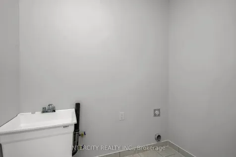 66 Claremont Drive Brampton ON L6R 4G3