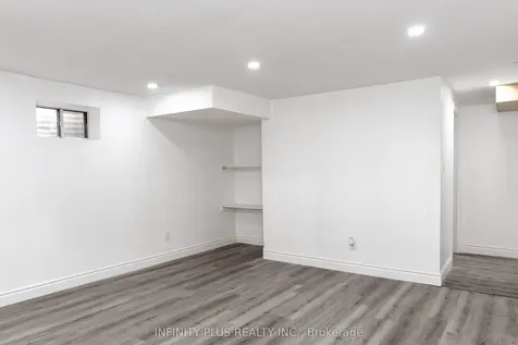 31 Autumn Boulevard Brampton ON L6T 2V3