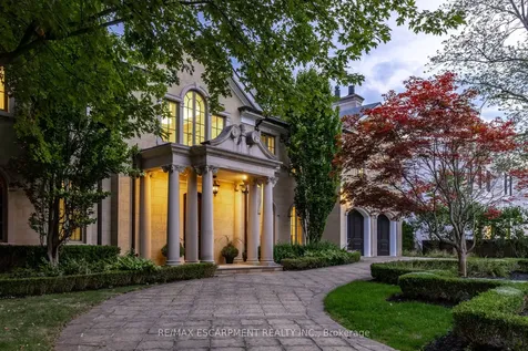 1092 Argyle Drive Oakville ON L6J 1A7