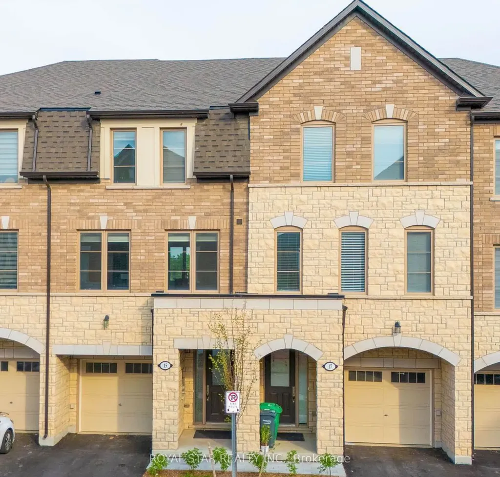 15 Bretlon Street Brampton ON L6P 4N8