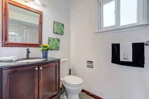 56 Nuttall Street Brampton ON L6S 4V4