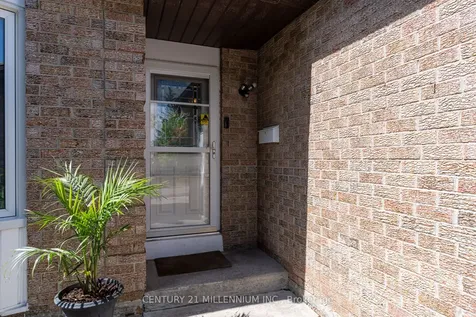 56 Nuttall Street Brampton ON L6S 4V4