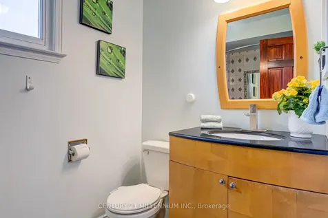 56 Nuttall Street Brampton ON L6S 4V4