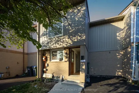 8 Grand Valley Drive Brampton ON L6S 2L1