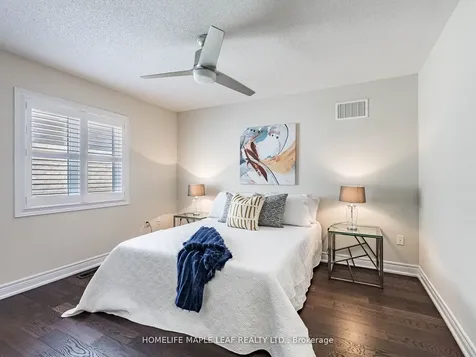 39 Birch Tree Trail Brampton ON L6P 3W1