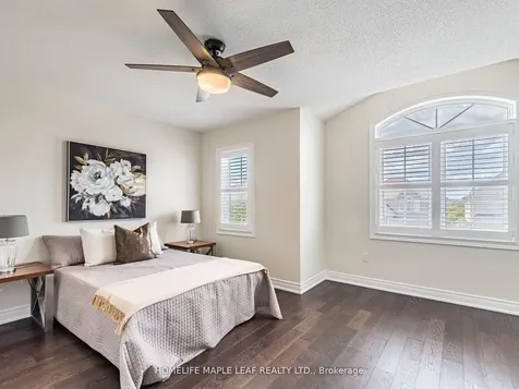 39 Birch Tree Trail Brampton ON L6P 3W1