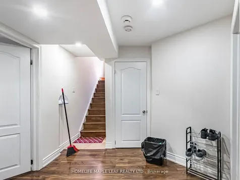 39 Birch Tree Trail Brampton ON L6P 3W1