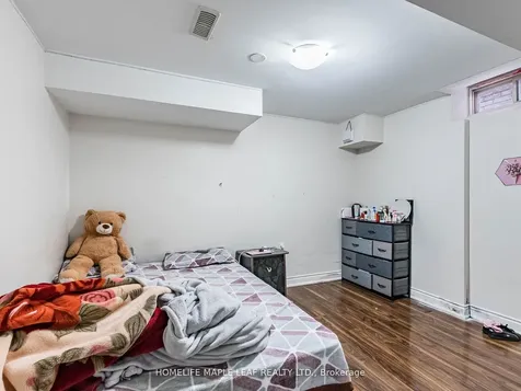 39 Birch Tree Trail Brampton ON L6P 3W1