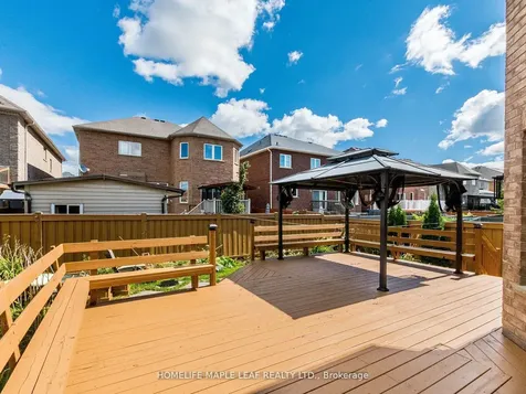 39 Birch Tree Trail Brampton ON L6P 3W1