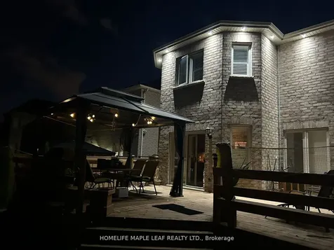 39 Birch Tree Trail Brampton ON L6P 3W1