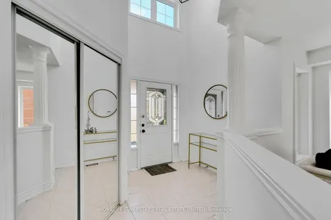 10 Orchid Drive Brampton ON L7A 1M4