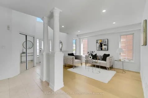 10 Orchid Drive Brampton ON L7A 1M4