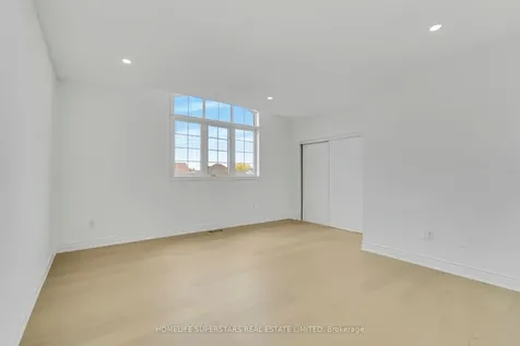 10 Orchid Drive Brampton ON L7A 1M4