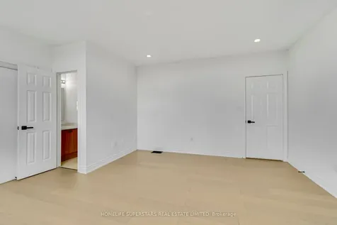 10 Orchid Drive Brampton ON L7A 1M4