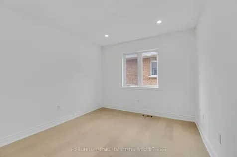 10 Orchid Drive Brampton ON L7A 1M4