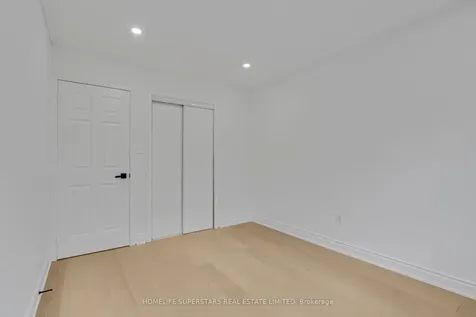 10 Orchid Drive Brampton ON L7A 1M4