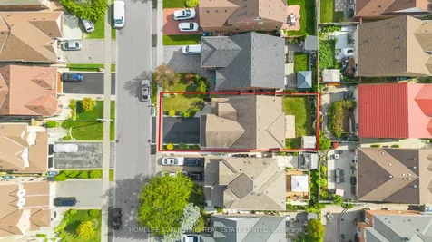 10 Orchid Drive Brampton ON L7A 1M4