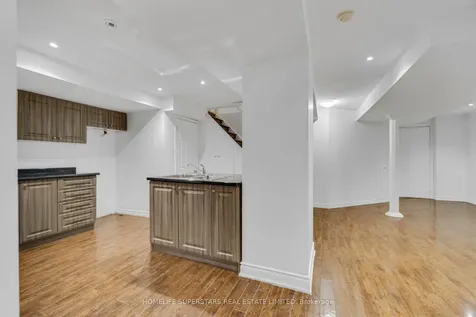 10 Orchid Drive Brampton ON L7A 1M4