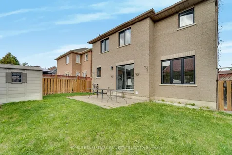 10 Orchid Drive Brampton ON L7A 1M4