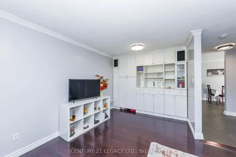 11 Bruce Beer Drive Brampton ON L6V 2W7