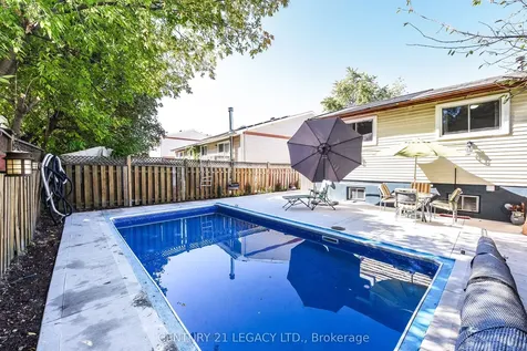 11 Bruce Beer Drive Brampton ON L6V 2W7