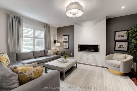 290 Shoreacres Road Burlington ON L7L 2H4