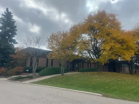 2442 South Sheridan Way Mississauga ON L5J 2M7