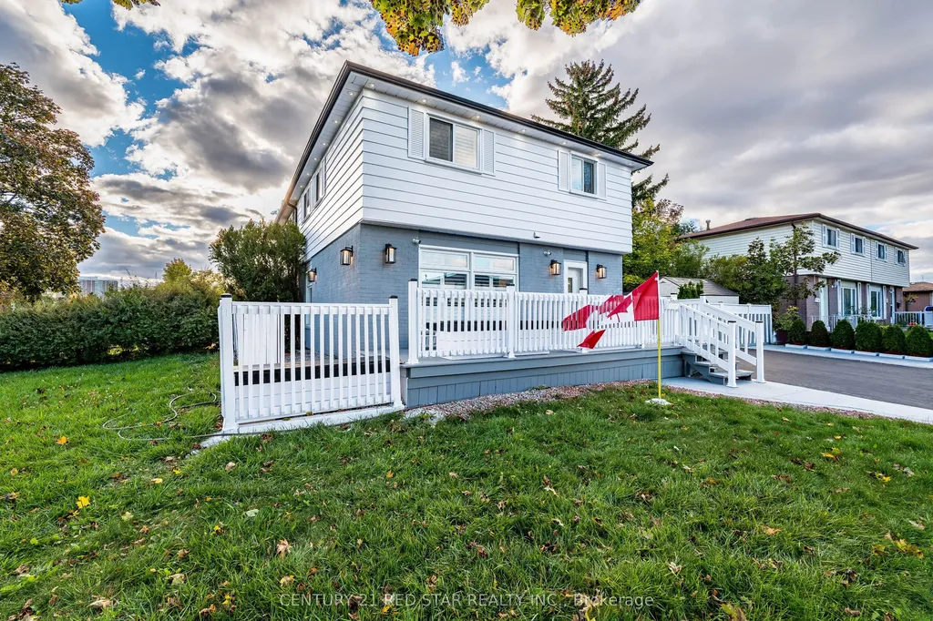 3 Flamingo Crescent Brampton ON L6T 2G4