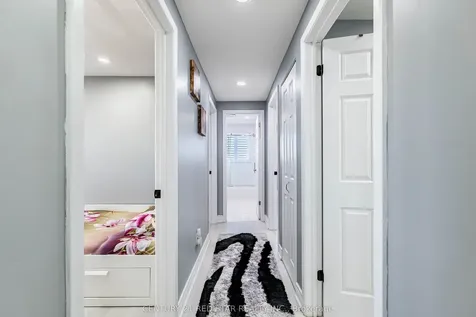 3 Flamingo Crescent Brampton ON L6T 2G4