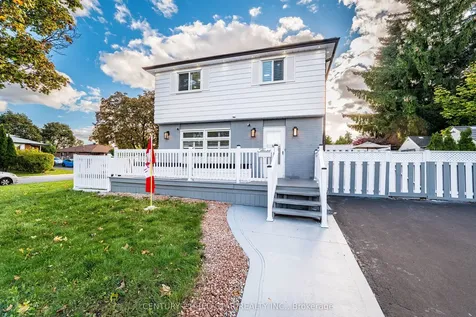 3 Flamingo Crescent Brampton ON L6T 2G4