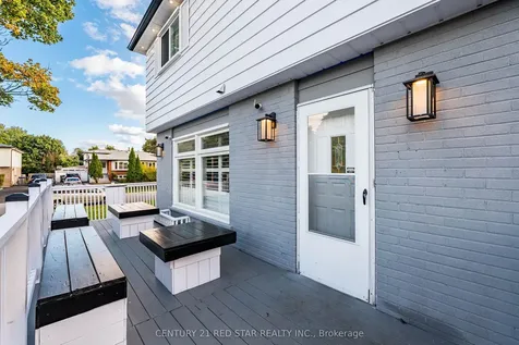 3 Flamingo Crescent Brampton ON L6T 2G4