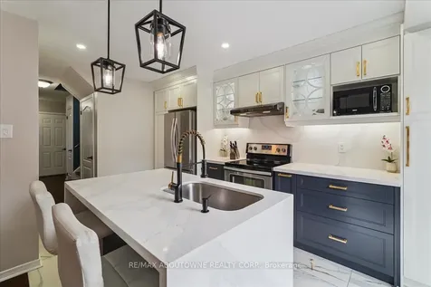 248 Albright Road Brampton ON L6X 5E7