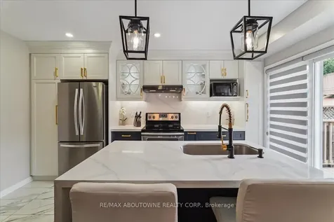 248 Albright Road Brampton ON L6X 5E7